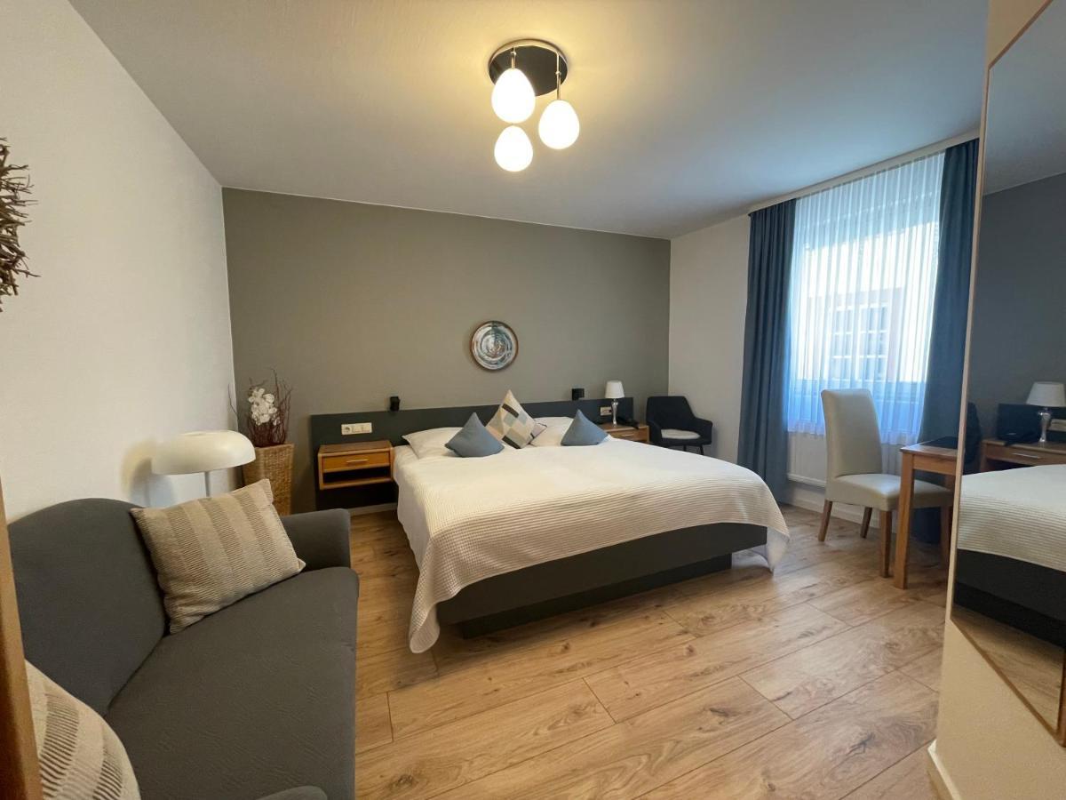 Hotel Saarburger Hof Kültér fotó