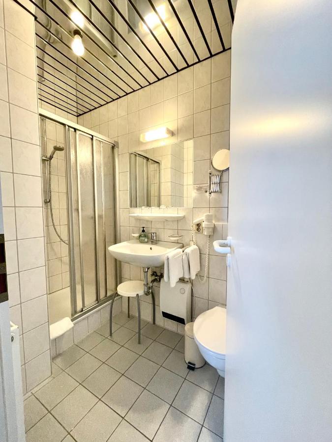 Hotel Saarburger Hof Kültér fotó