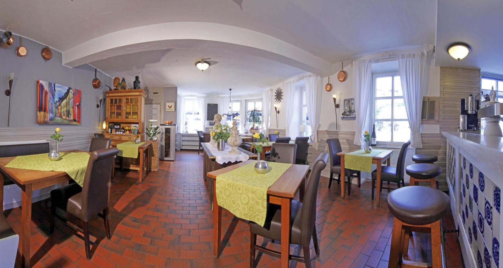 Hotel Saarburger Hof Kültér fotó
